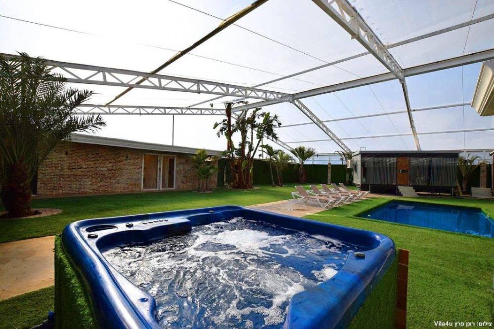 118416 המתחם המקורה בחורף, בית האצילים איוונטס, וילה  בנתניה וילות - Vila 4 U