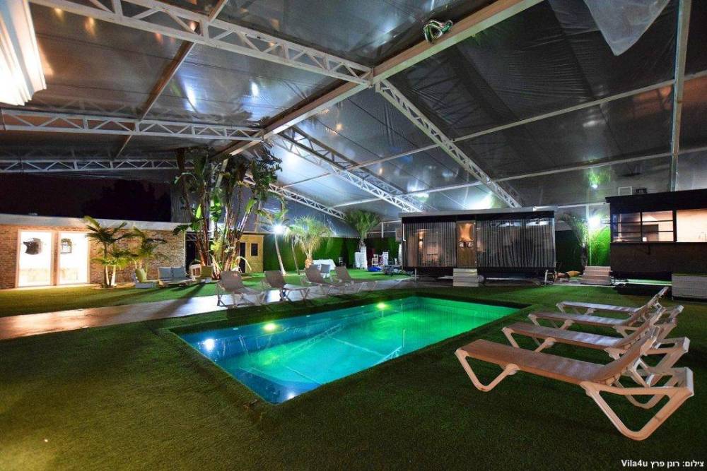 118433 המתחם המקורה בחורף, בית האצילים איוונטס, וילה  בנתניה וילות - Vila 4 U