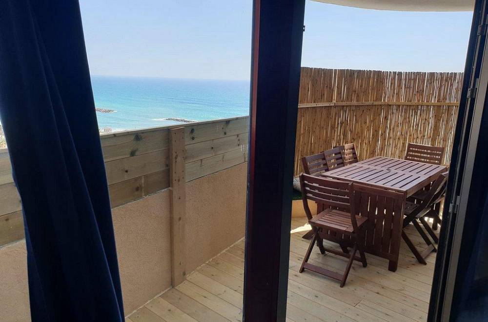 118502 סוויטת ימה בית חבד, רויאל חוף צאנז וגקוזי איטלקי מול גלי הים, וילה  בנתניה וילות - Vila 4 U