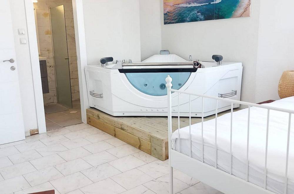 118504 סוויטת ימה בית חבד, רויאל חוף צאנז וגקוזי איטלקי מול גלי הים, וילה  בנתניה וילות - Vila 4 U