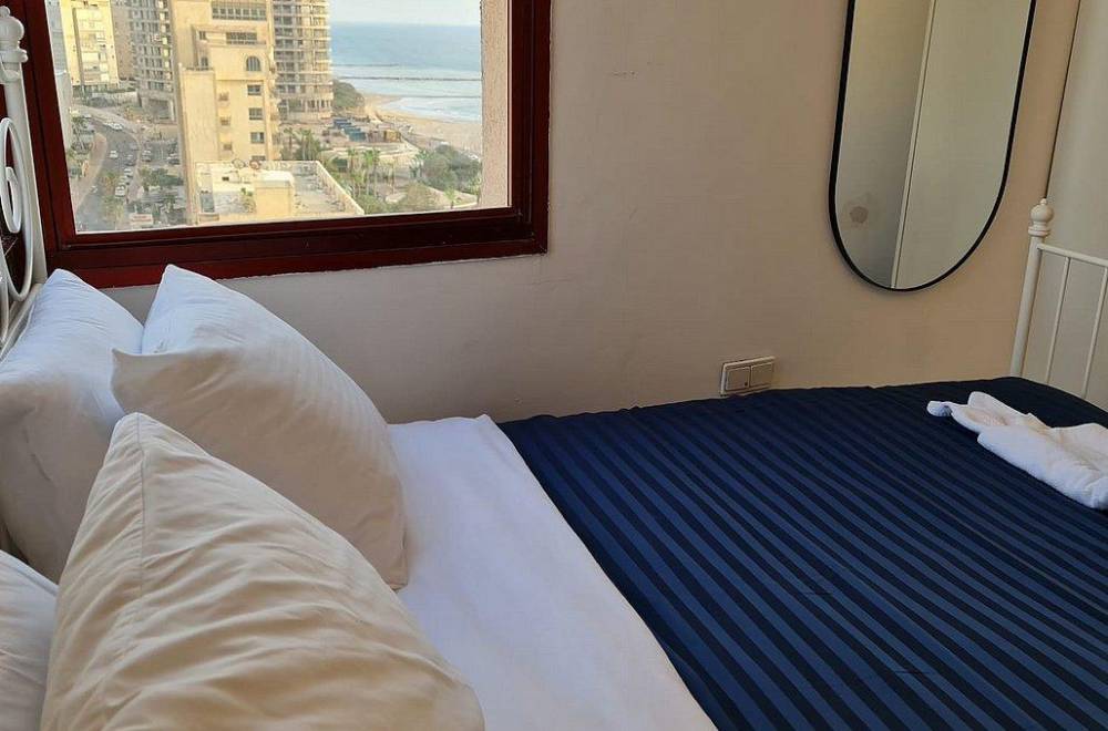 118506 סוויטת ימה בית חבד, רויאל חוף צאנז וגקוזי איטלקי מול גלי הים, וילה  בנתניה וילות - Vila 4 U