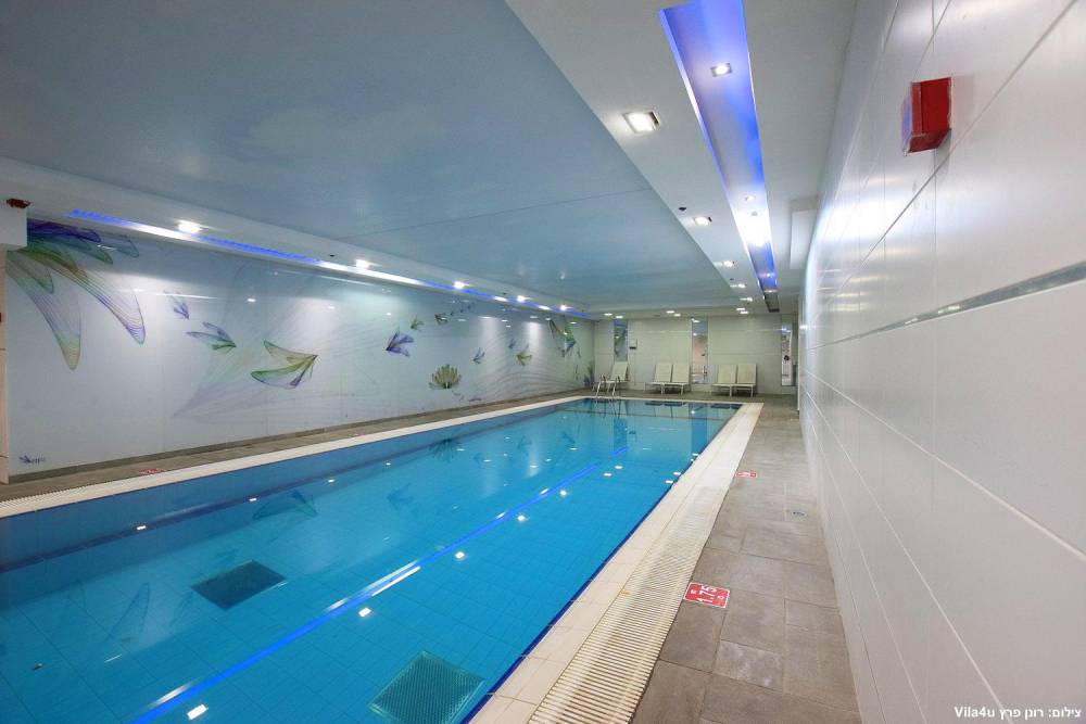 118575 לובי בריכה וחדר הכושר, נופש סי נתניה, וילה  בנתניה וילות - Vila 4 U
