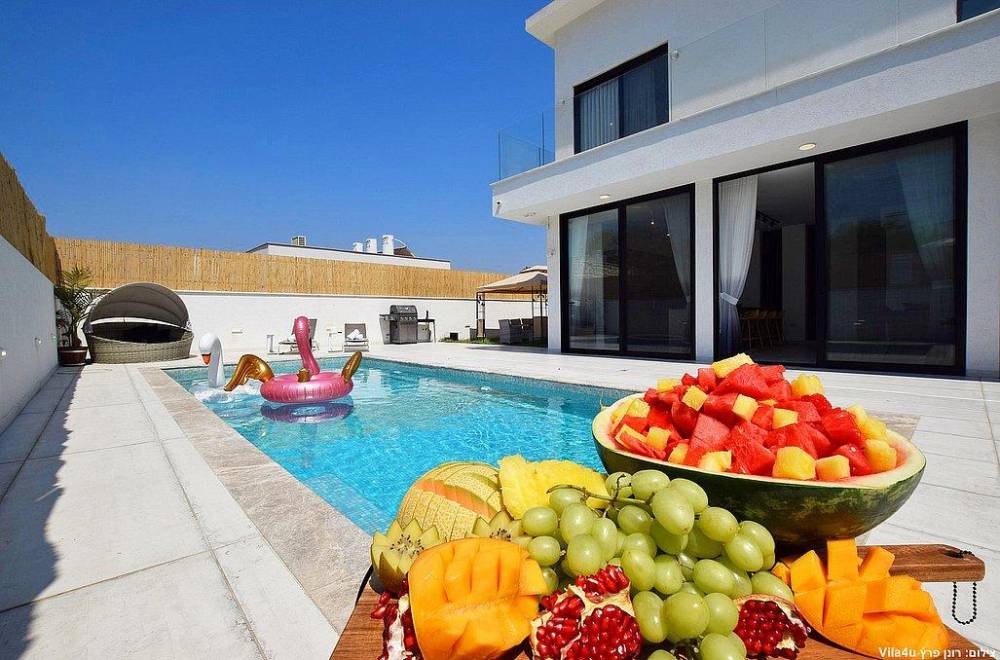 119134 המתחם החיצוני, אצולת האלה, וילה  בישעי וילות - Vila 4 U