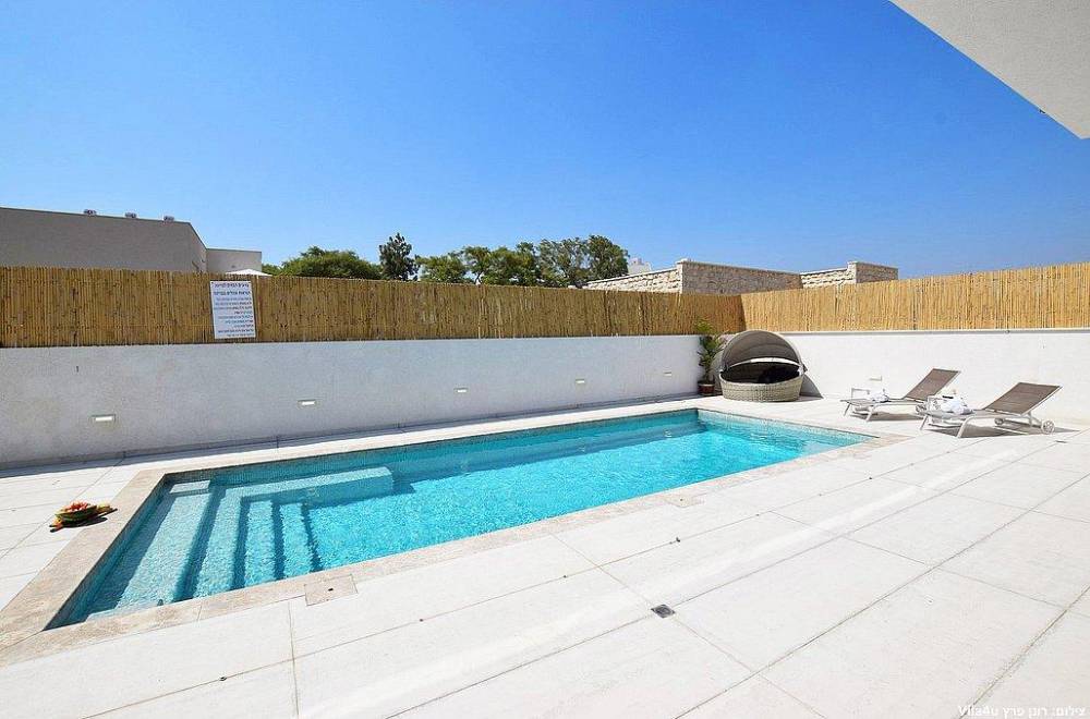 119137 המתחם החיצוני, אצולת האלה, וילה  בישעי וילות - Vila 4 U