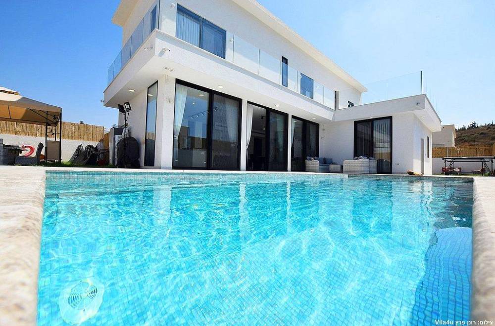 119139 המתחם החיצוני, אצולת האלה, וילה  בישעי וילות - Vila 4 U