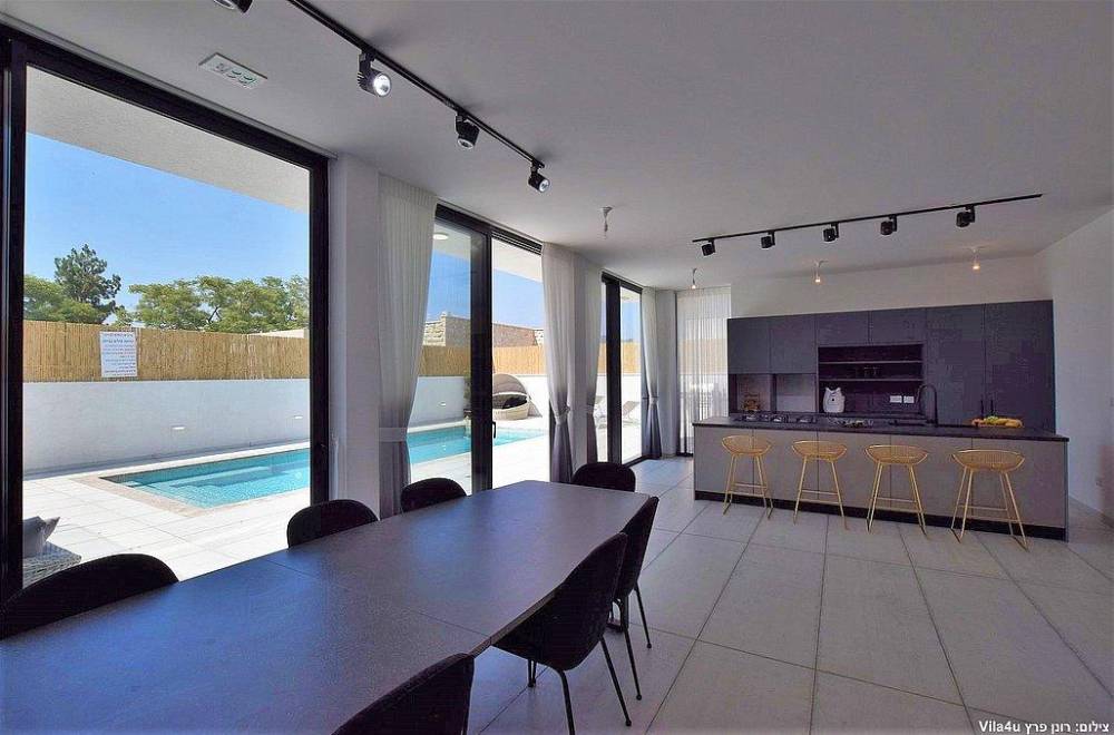 119176 המתחם הפנימי, אצולת האלה, וילה  בישעי וילות - Vila 4 U