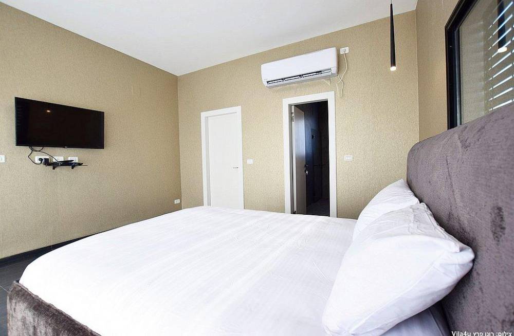 119581 פנים הוילה, וילה סיימון רויאל, וילה  ביערה וילות - Vila 4 U