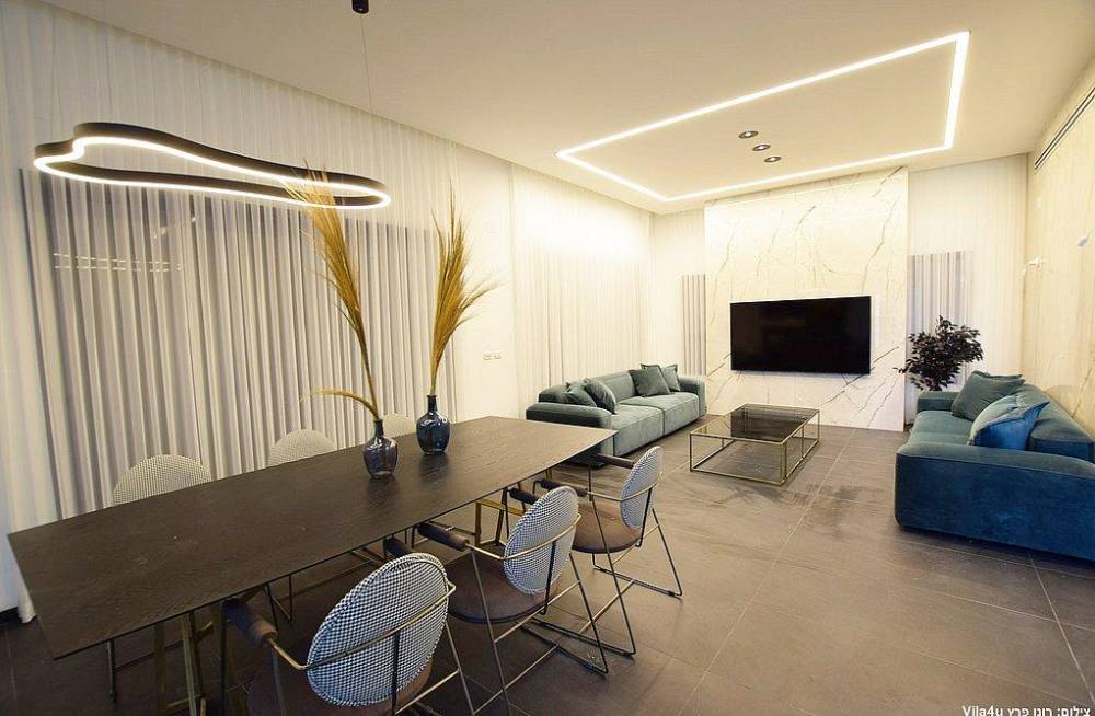 119590 פנים הוילה, וילה סיימון רויאל, וילה  ביערה וילות - Vila 4 U