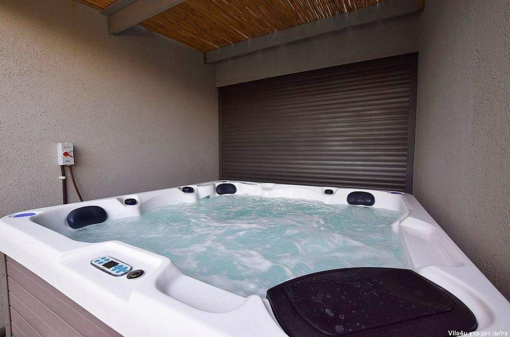 119965 המתחם החיצוני, וילה מליה - Villa Melia, וילה  בקצרין וילות - Vila 4 U