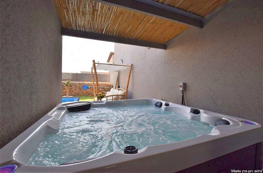 119975 המתחם החיצוני, וילה מליה - Villa Melia, וילה  בקצרין וילות - Vila 4 U