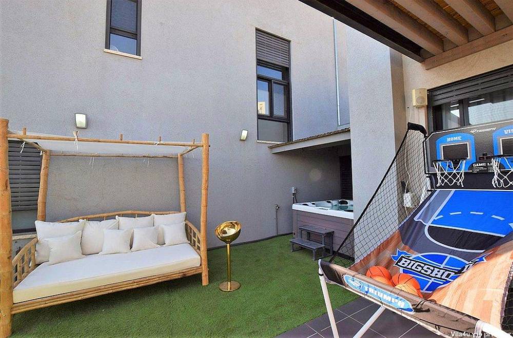 119976 המתחם החיצוני, וילה מליה - Villa Melia, וילה  בקצרין וילות - Vila 4 U