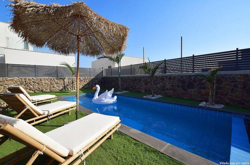 119981 המתחם החיצוני, וילה מליה - Villa Melia, וילה  בקצרין וילות - Vila 4 U