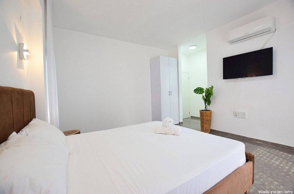 119992 המתחם הפנימי, וילה מליה - Villa Melia, וילה  בקצרין וילות - Vila 4 U