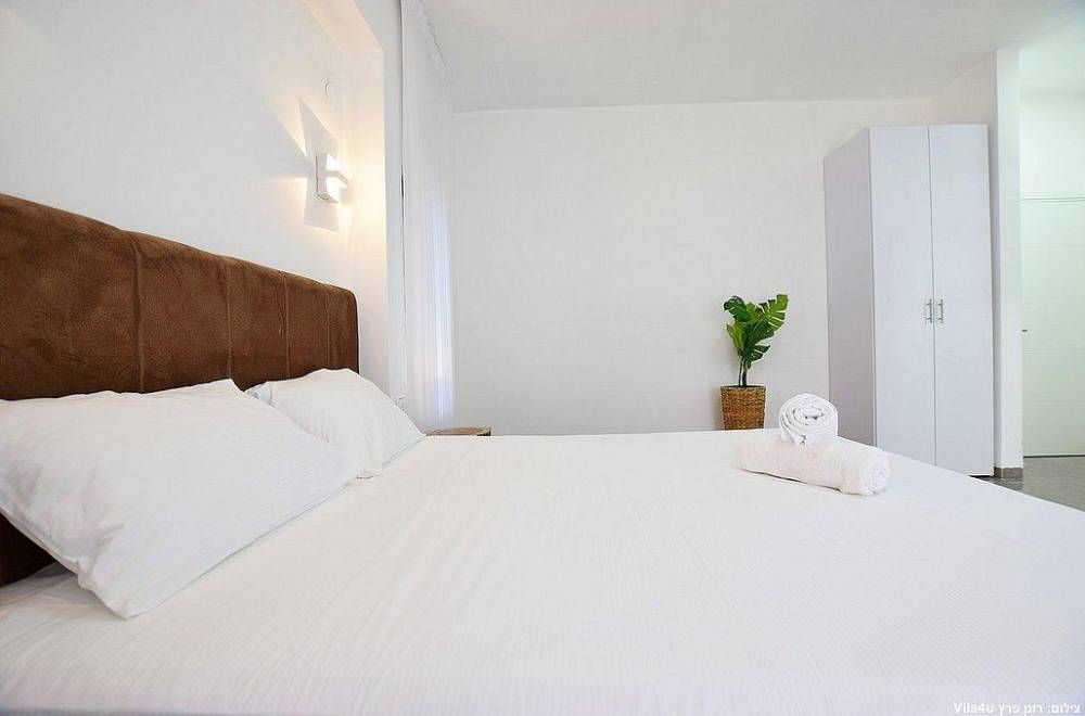 119994 המתחם הפנימי, וילה מליה - Villa Melia, וילה  בקצרין וילות - Vila 4 U