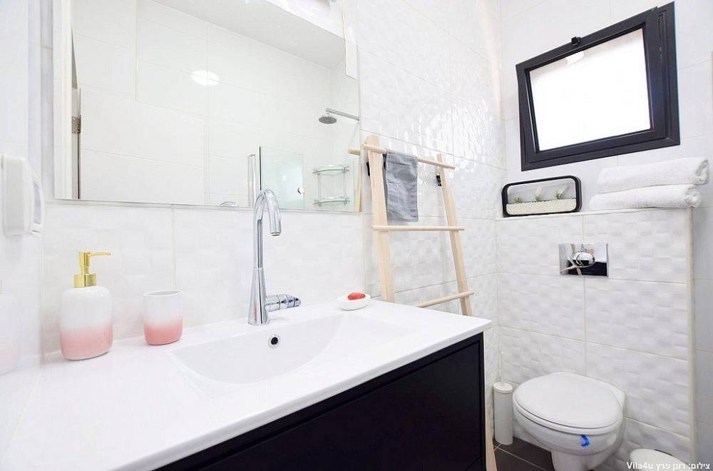 119997 המתחם הפנימי, וילה מליה - Villa Melia, וילה  בקצרין וילות - Vila 4 U