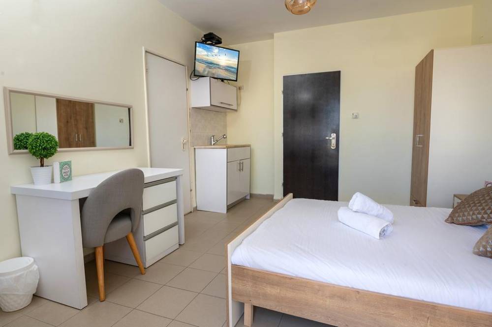 120678 גלריה כללית, וילה אריאל, וילה  בכפר ורדים וילות - Vila 4 U