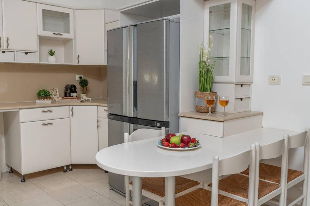 120706 המתחם הפנימי, וילה אריאל, וילה  בכפר ורדים וילות - Vila 4 U