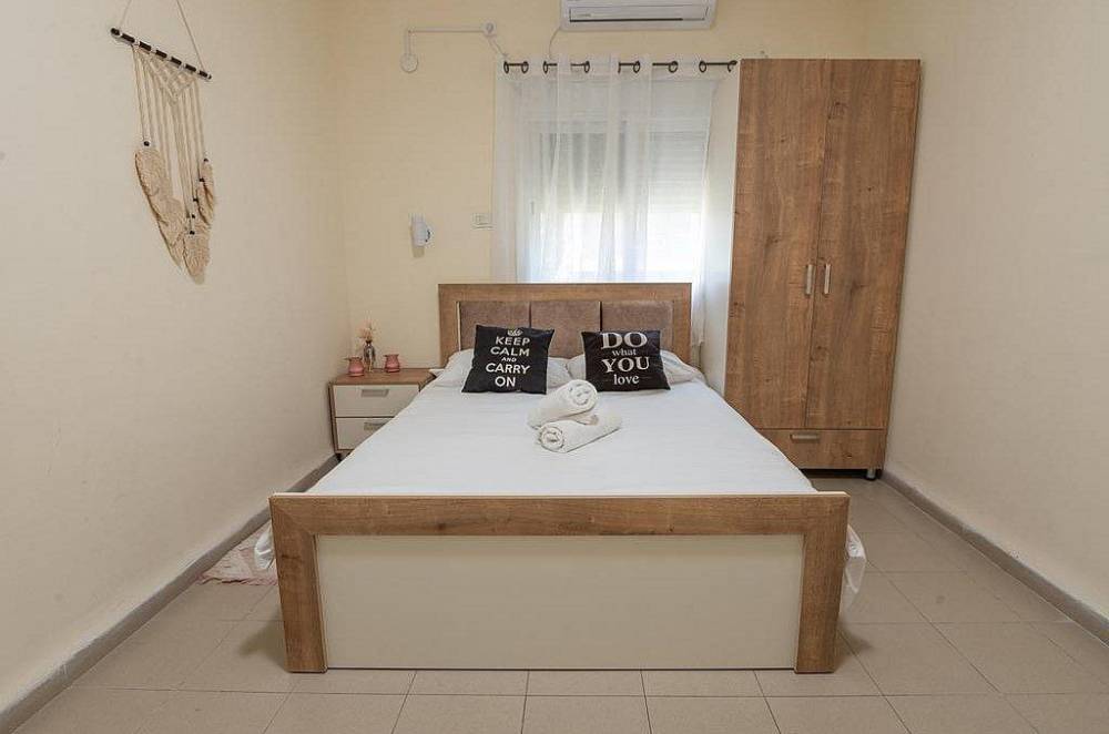 120731 המתחם הפנימי, וילה אריאל, וילה  בכפר ורדים וילות - Vila 4 U