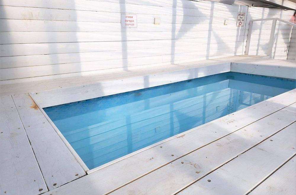 121156 המתחם החיצוני, ווין לופט, וילה  בנתניה וילות - Vila 4 U