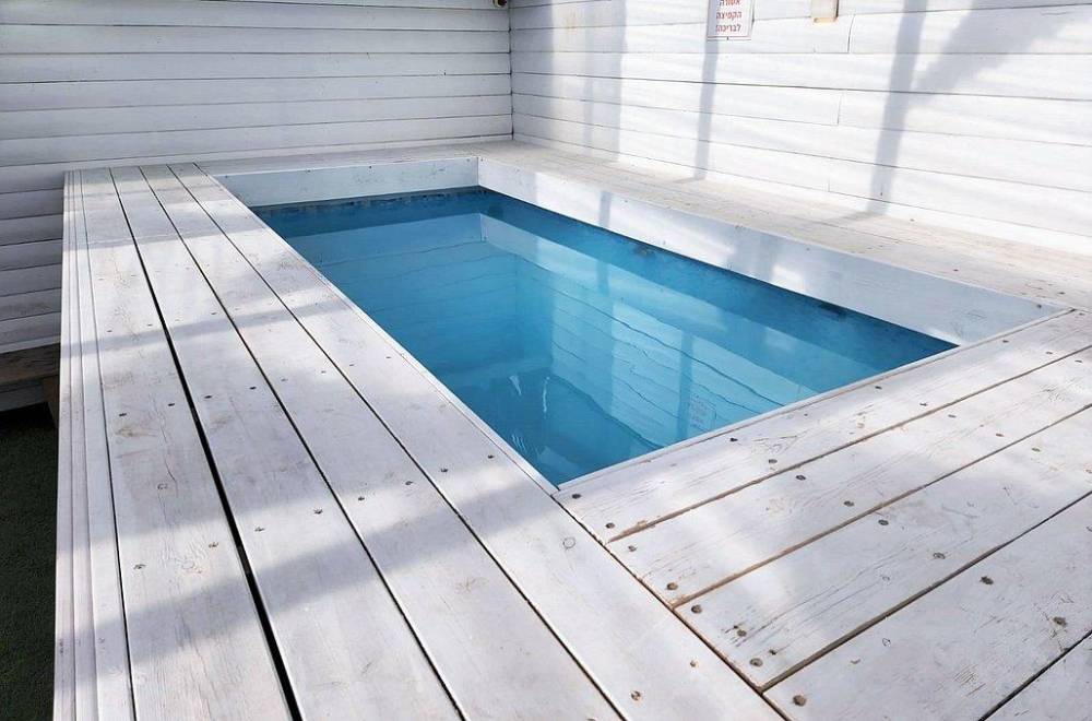 121157 המתחם החיצוני, ווין לופט, וילה  בנתניה וילות - Vila 4 U