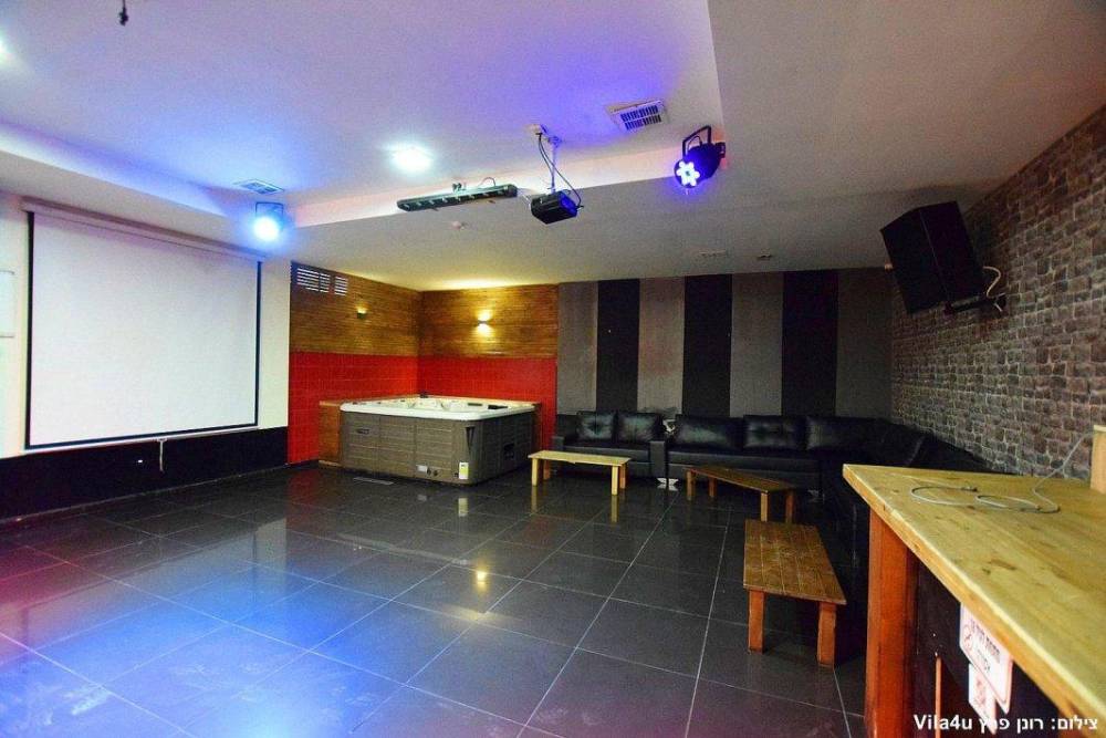 121184 המתחם הפנימי, ווין לופט, וילה  בנתניה וילות - Vila 4 U