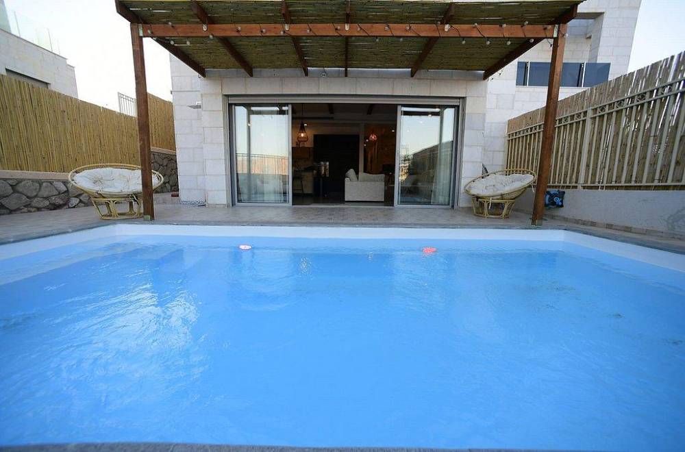 122399 המתחם החיצוני, לה בל בוטיק אילת, וילה  באילת וילות - Vila 4 U