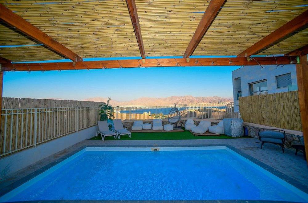 122407 המתחם החיצוני, לה בל בוטיק אילת, וילה  באילת וילות - Vila 4 U