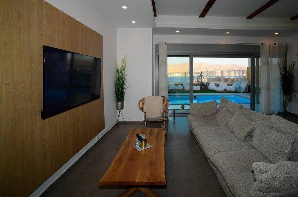 122656 גלריית פנים, לה בל בוטיק אילת, וילה  באילת וילות - Vila 4 U