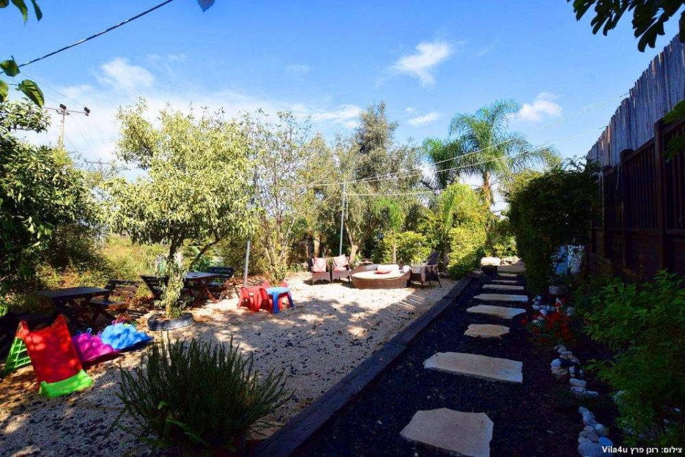 122797 מתחם החיצוני, וילה אחוזת כרמל, וילה  בעין יעקב וילות - Vila 4 U