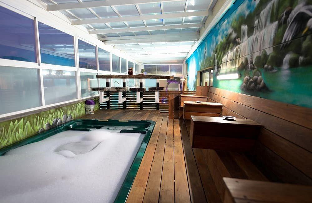 123874 המתחם החיצוני, ממלכת אהרון, וילה  בכלנית וילות - Vila 4 U