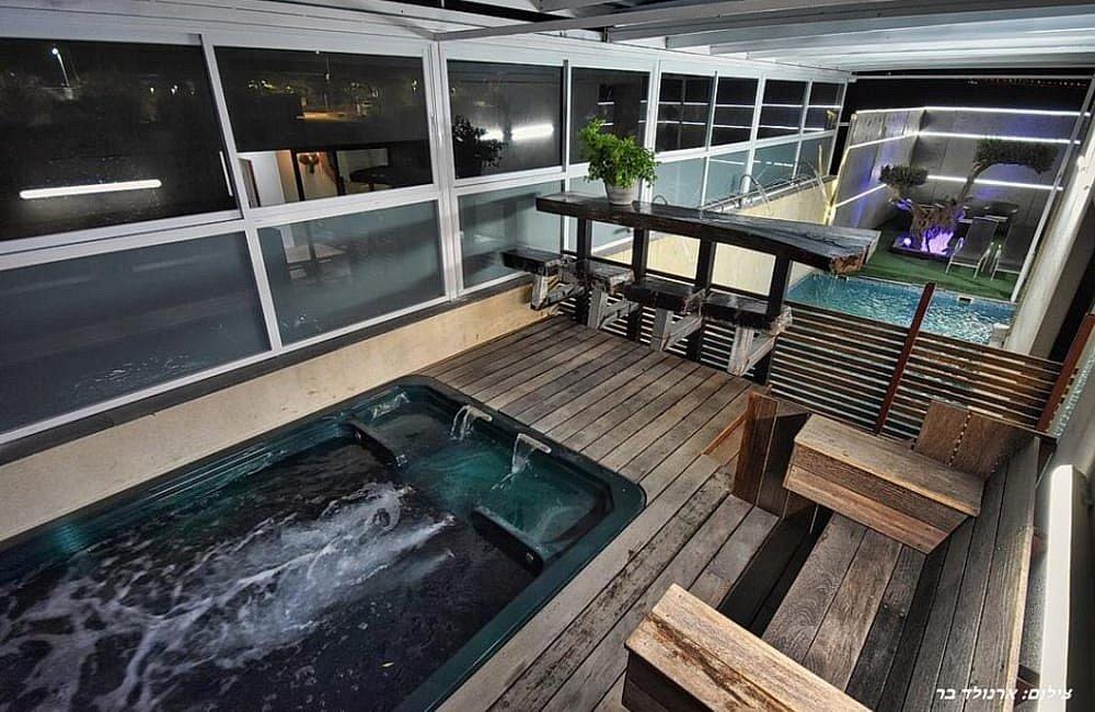 123878 המתחם החיצוני, ממלכת אהרון, וילה  בכלנית וילות - Vila 4 U