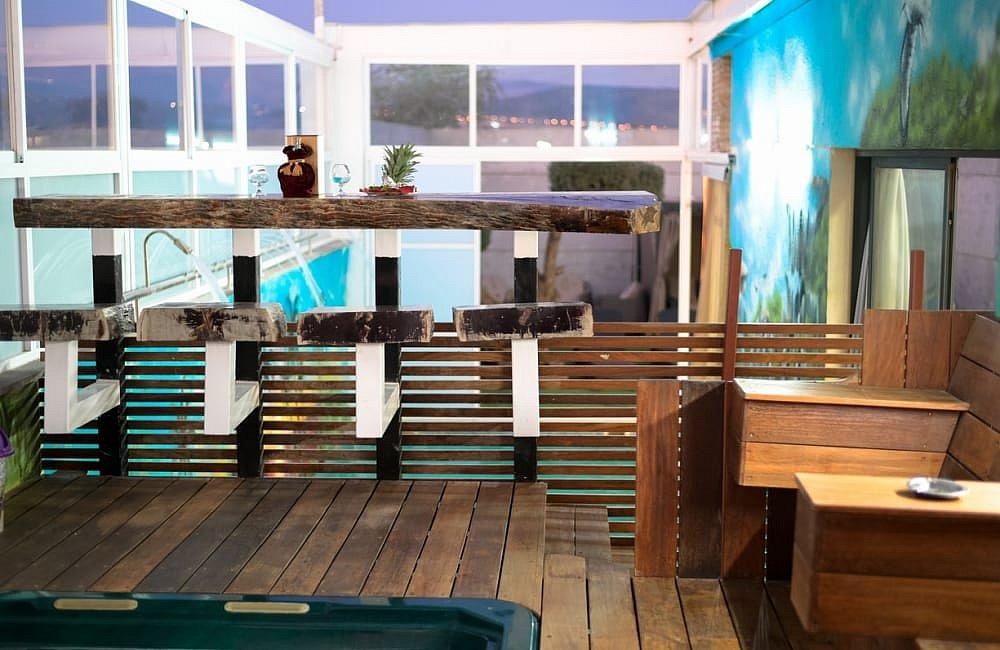 123880 המתחם החיצוני, ממלכת אהרון, וילה  בכלנית וילות - Vila 4 U