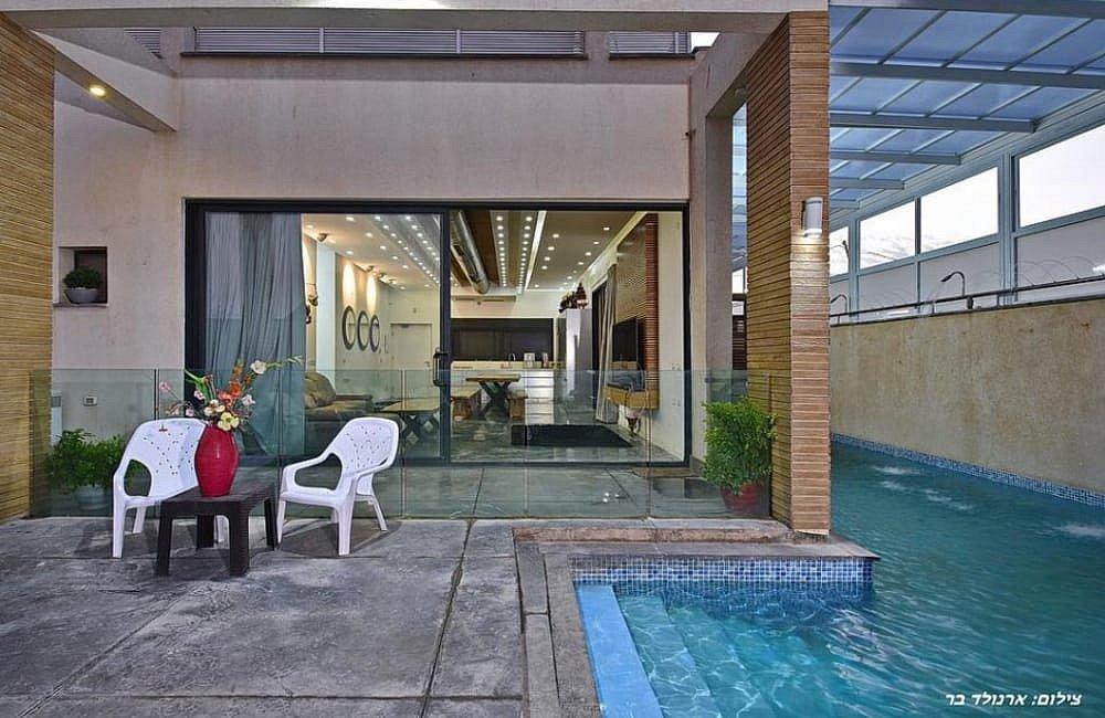 123882 המתחם החיצוני, ממלכת אהרון, וילה  בכלנית וילות - Vila 4 U