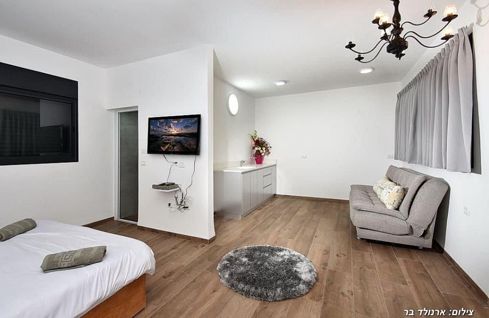 123900 המתחם הפנימי, ממלכת אהרון, וילה  בכלנית וילות - Vila 4 U