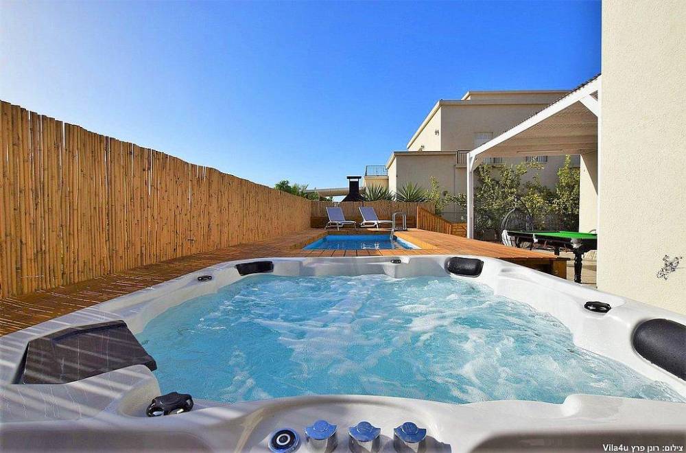 124232 המתחם החיצוני, אלה וילה ריזורט, וילה  בנורית וילות - Vila 4 U