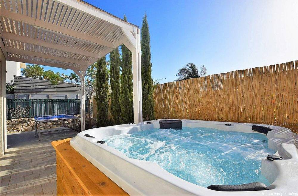 124247 המתחם החיצוני, אלה וילה ריזורט, וילה  בנורית וילות - Vila 4 U