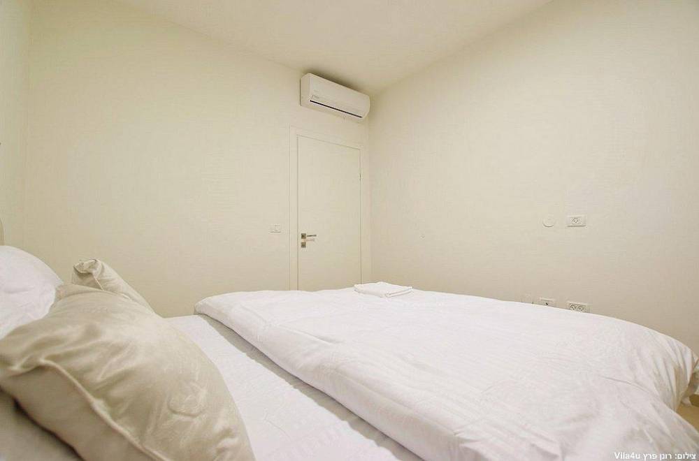 124250 המתחם הפנימי, אלה וילה ריזורט, וילה  בנורית וילות - Vila 4 U