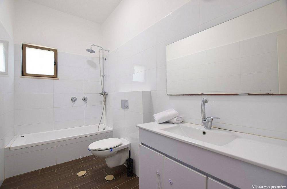 124251 המתחם הפנימי, אלה וילה ריזורט, וילה  בנורית וילות - Vila 4 U