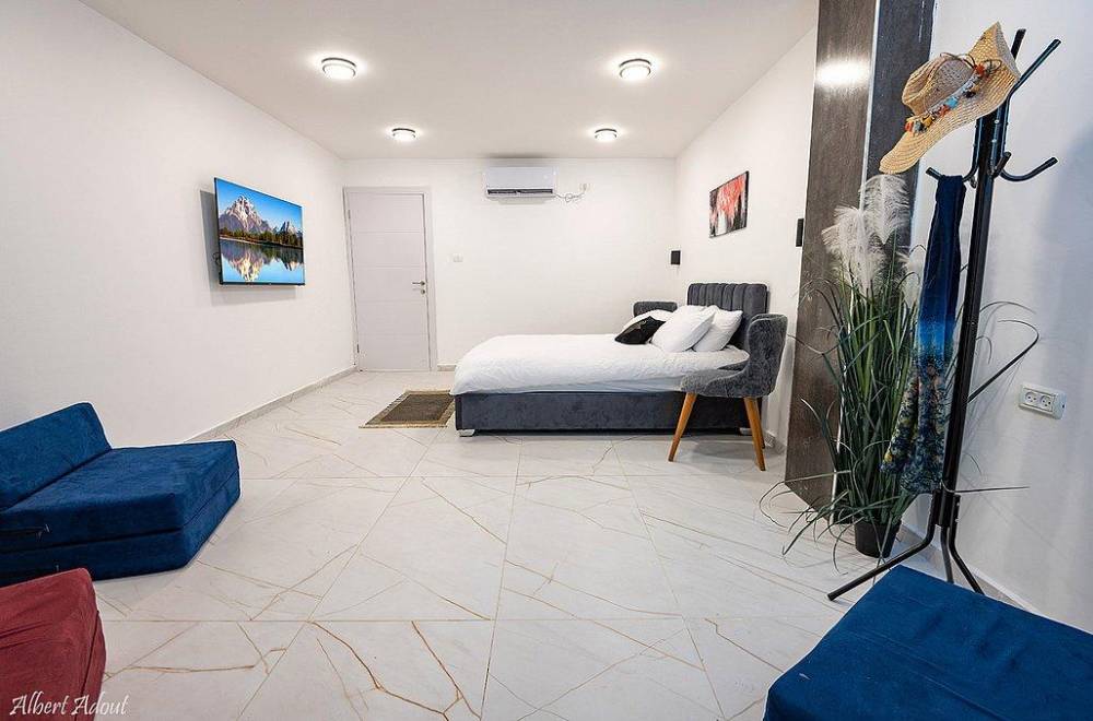 125039 גלריה כללית, סוויטות אבן חן, וילה  בזרעית וילות - Vila 4 U