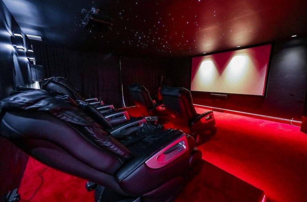 129926 חדר קולנוע, וילה בנגמין על הים, וילה  באשדוד וילות - Vila 4 U