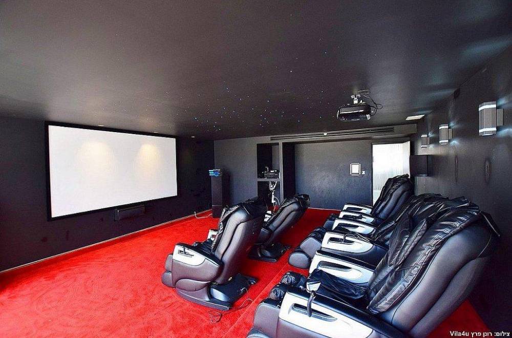 129928 חדר קולנוע, וילה בנגמין על הים, וילה  באשדוד וילות - Vila 4 U