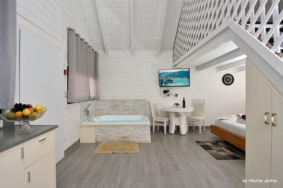 130222 הבקתות, אחוזת משה, וילה  בחזון וילות - Vila 4 U