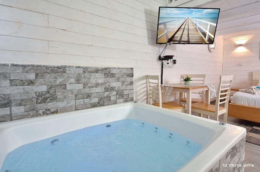 130227 הבקתות, אחוזת משה, וילה  בחזון וילות - Vila 4 U