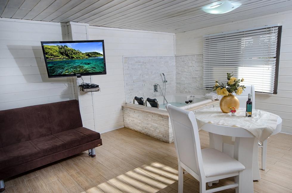 130254 הבקתות, אחוזת משה, וילה  בחזון וילות - Vila 4 U