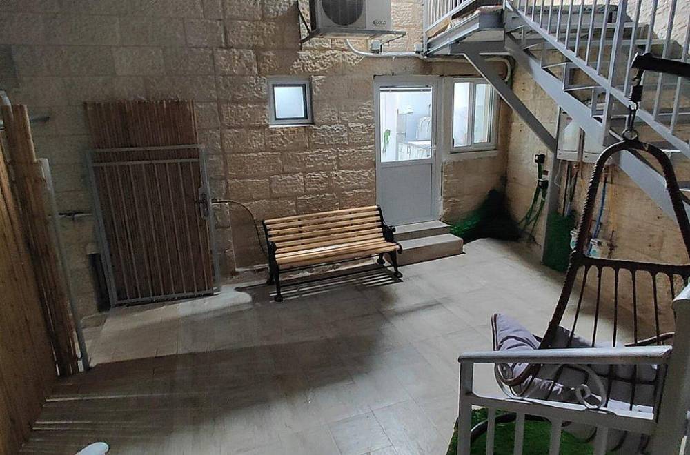 131034 מתחם חיצוני, אצולת אירופה - גבעות ירושלים, וילה  בירושלים וילות - Vila 4 U