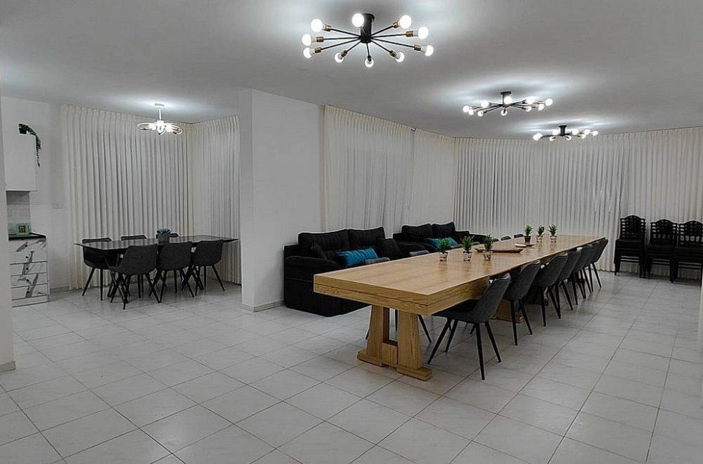 131050 מתחם פנימי, אצולת אירופה - גבעות ירושלים, וילה  בירושלים וילות - Vila 4 U