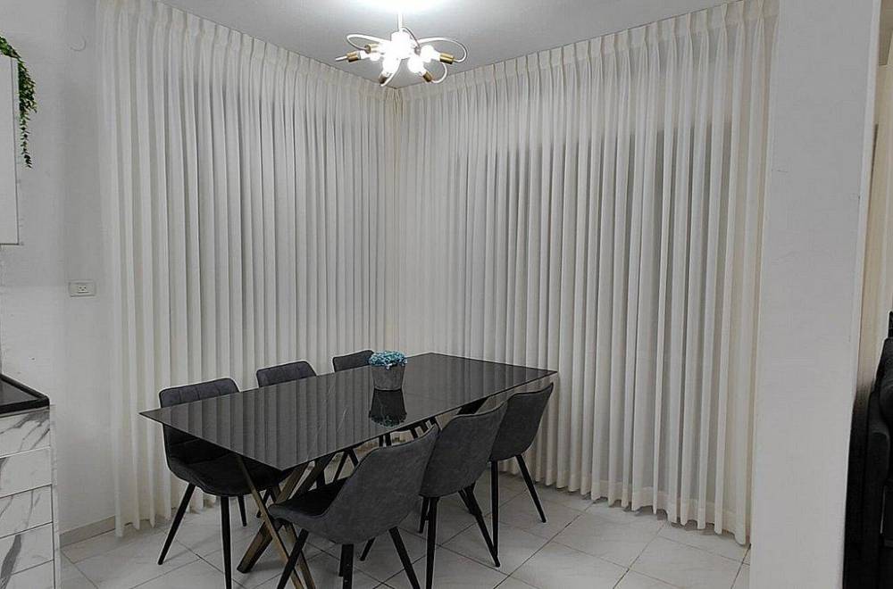 131051 מתחם פנימי, אצולת אירופה - גבעות ירושלים, וילה  בירושלים וילות - Vila 4 U