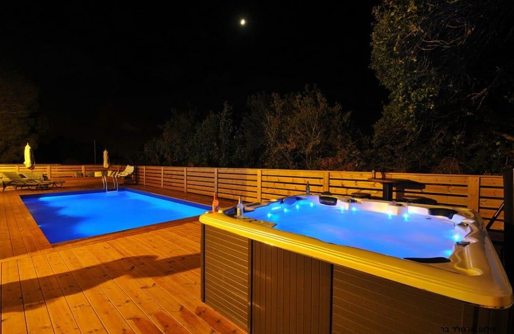 133094 המתחם החיצוני, וילה אלת היער, וילה  בגרנות הגליל וילות - Vila 4 U