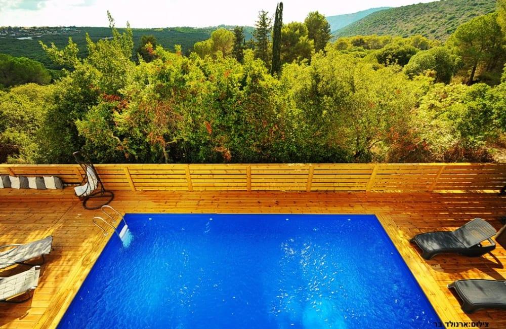 133115 המתחם החיצוני, וילה אלת היער, וילה  בגרנות הגליל וילות - Vila 4 U