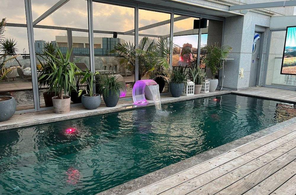 133424 גלריה כללית, מתחם שמיים, וילה  ברמת גן וילות - Vila 4 U